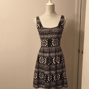 Elegant Navy and White Patterned Dress
